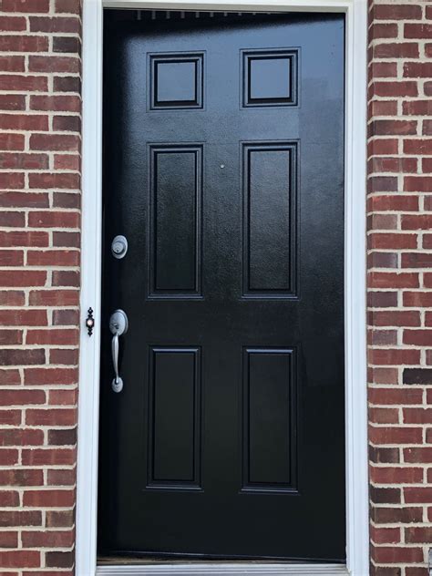 What Kind of Paint Do You Use on a Metal Door?